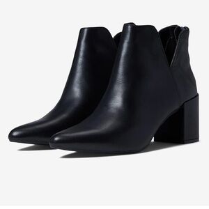 Blondo waterproof black booties